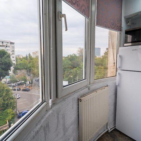 Ultra Central Cozy Apartment Schitu - Cismigiu Park Bucharest Exterior photo