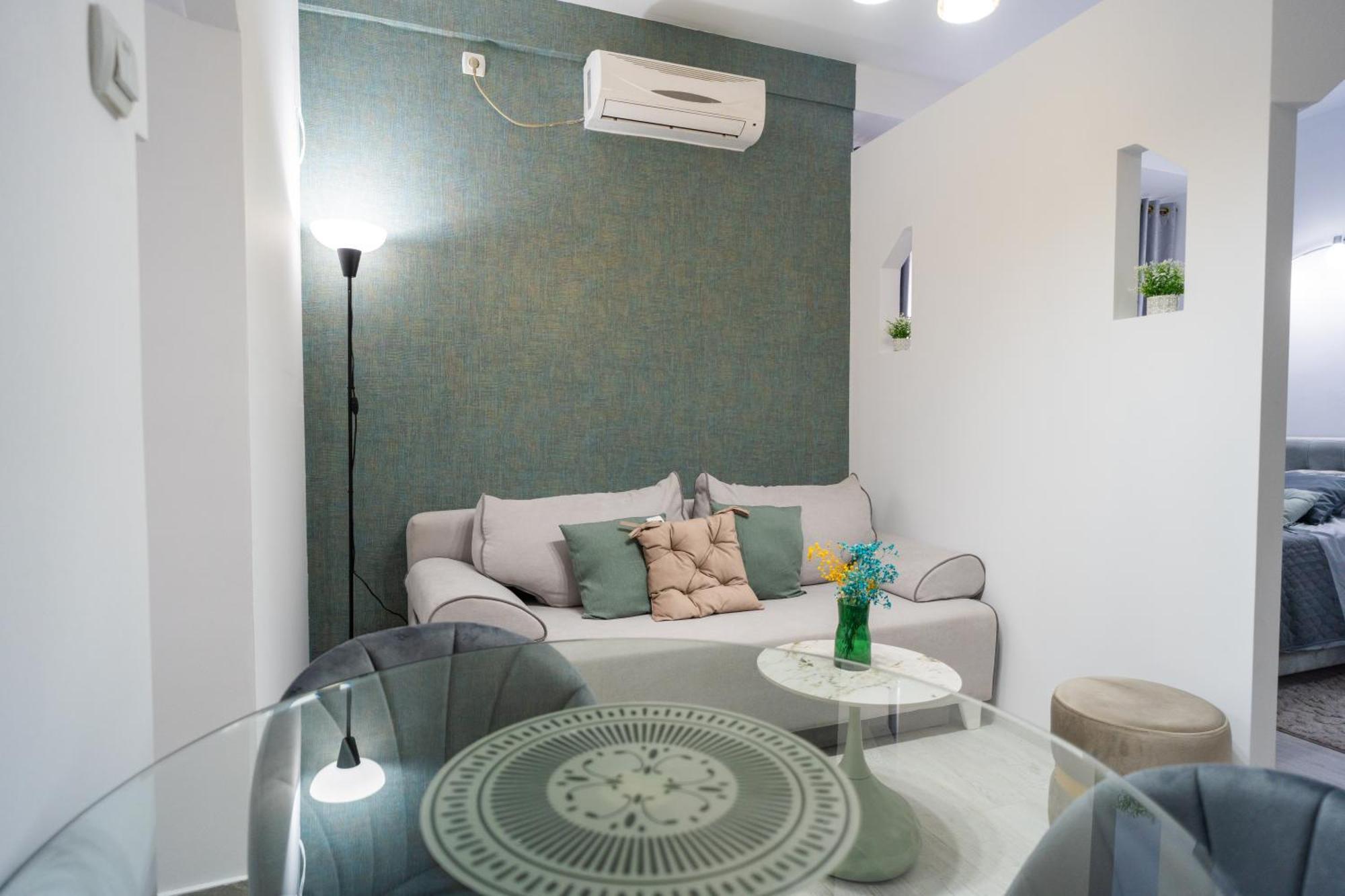 Ultra Central Cozy Apartment Schitu - Cismigiu Park Bucharest Exterior photo