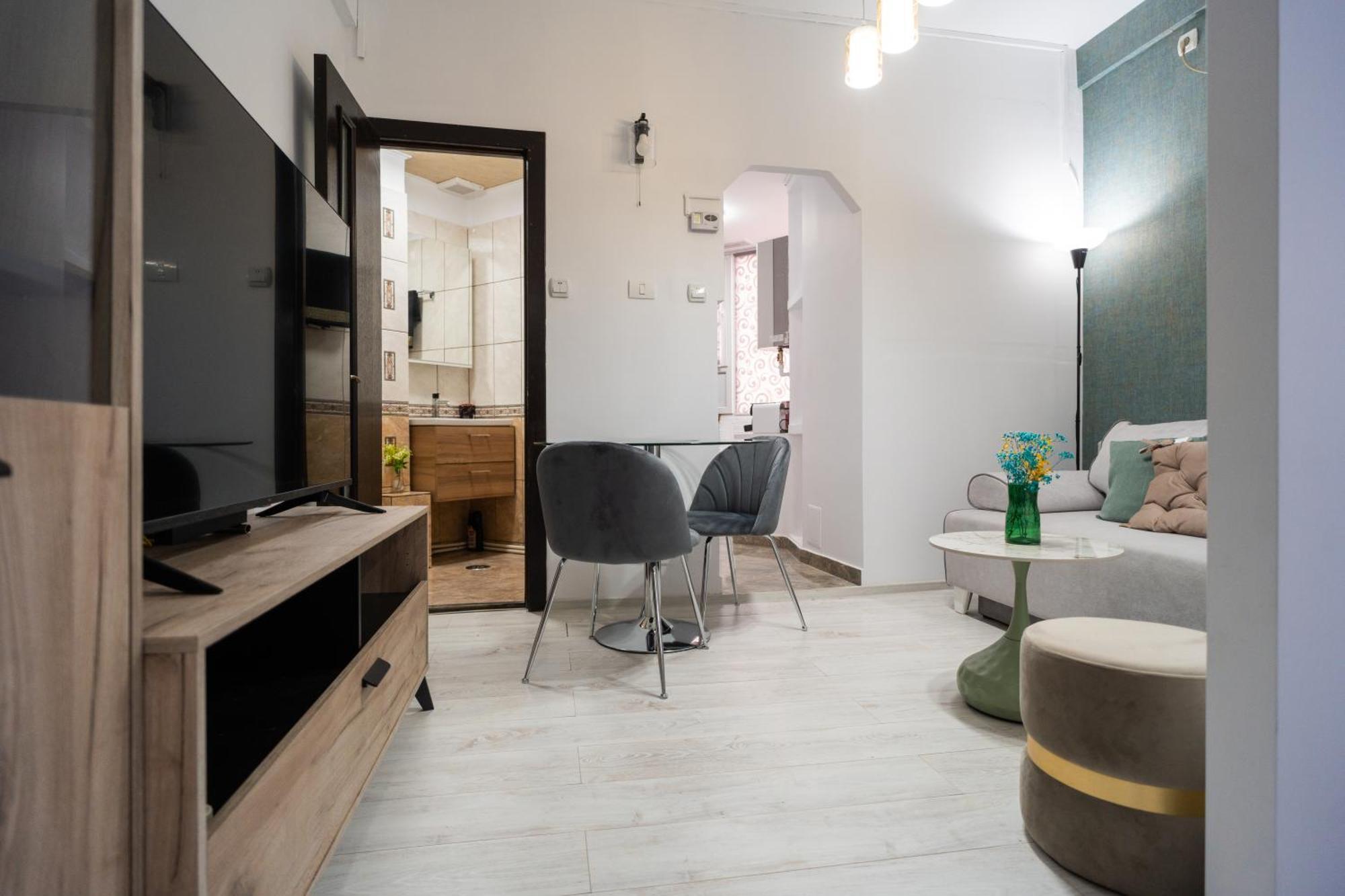 Ultra Central Cozy Apartment Schitu - Cismigiu Park Bucharest Exterior photo